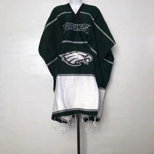 Eagles poncho with detail embroidery